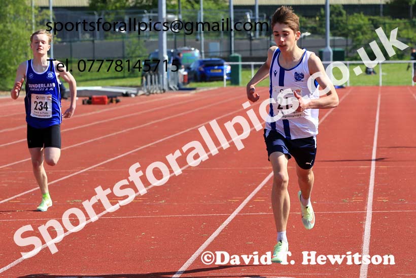 Boys Under-15s 300 metres, 2023 North Eastern Track and Field Champs., Middlesbrough Sports Village, Middlesbrough. Photo: David T. Hewitson/Sports for All Pics